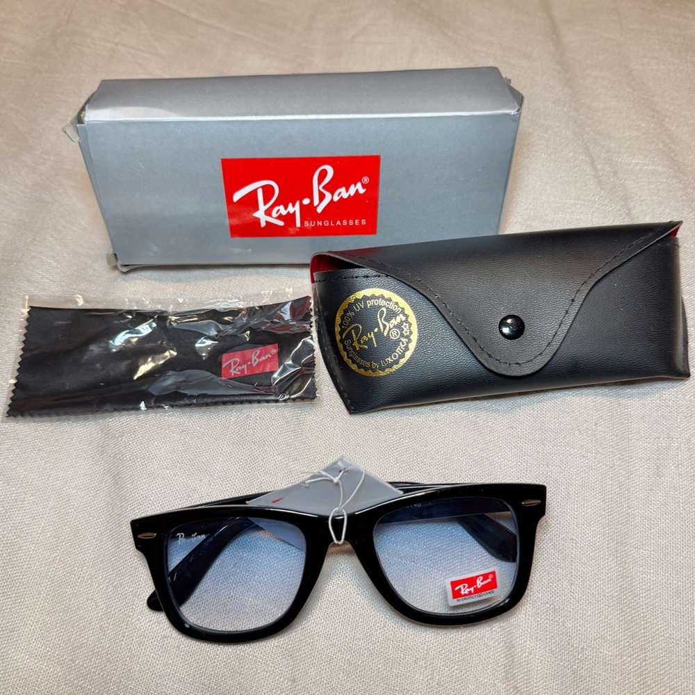 🆕NWT RAY-BAN Sunglasses